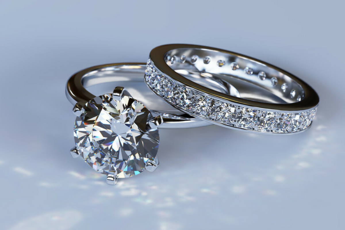 5 Reasons Why You Should Invest In Real Diamond Jewelry with Heerok